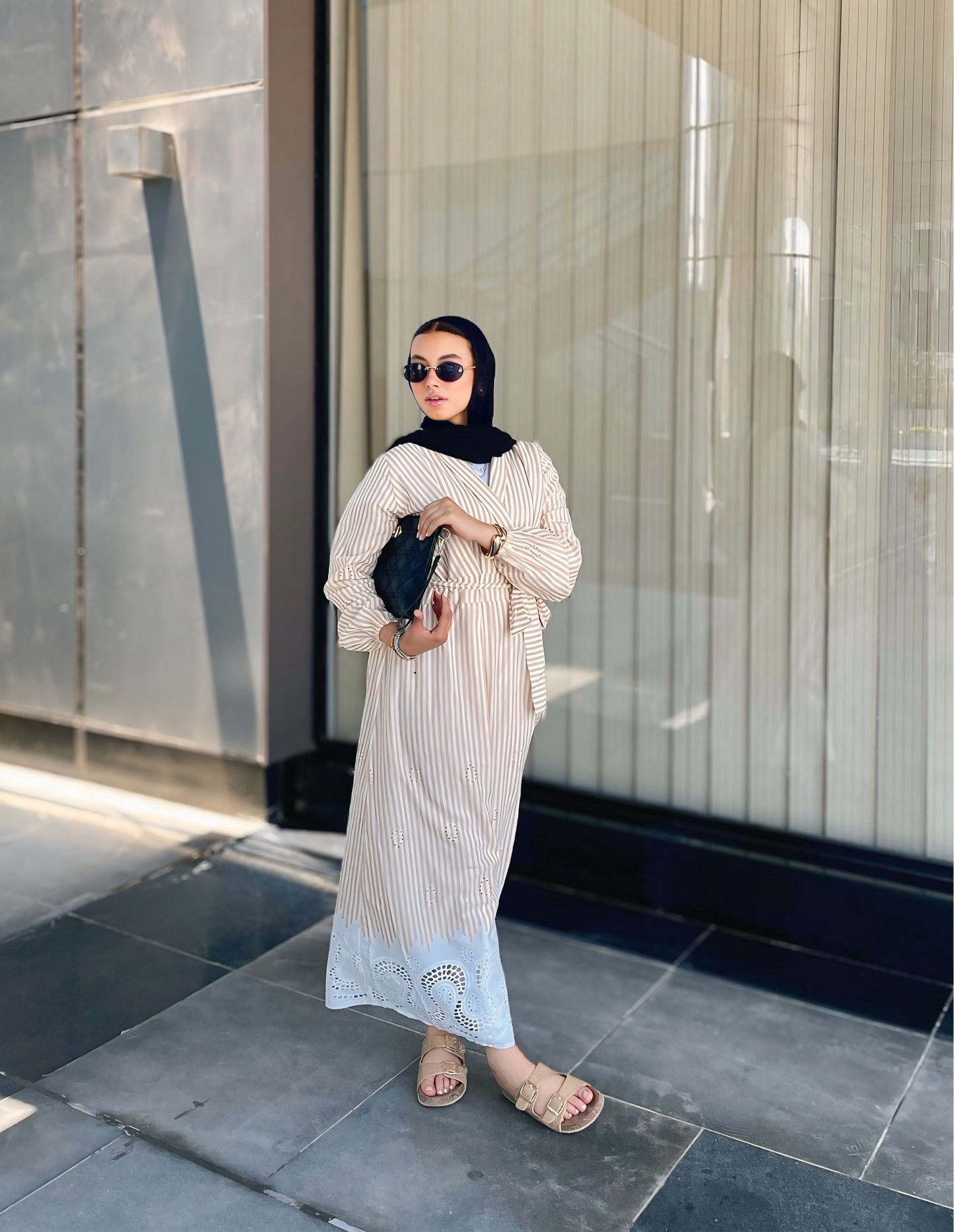 The wrap flow dress in beige π€
