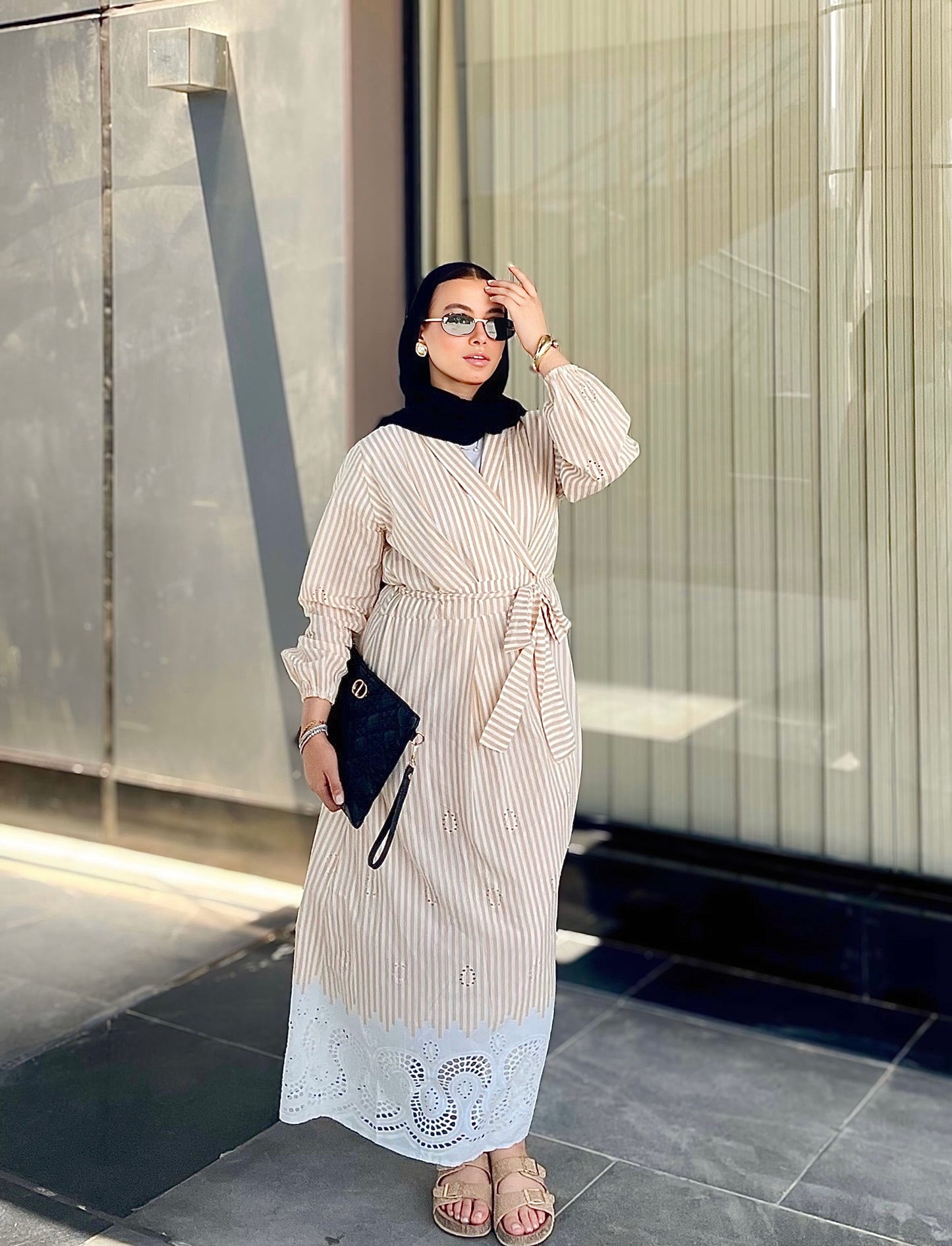 The wrap flow dress in beige π€