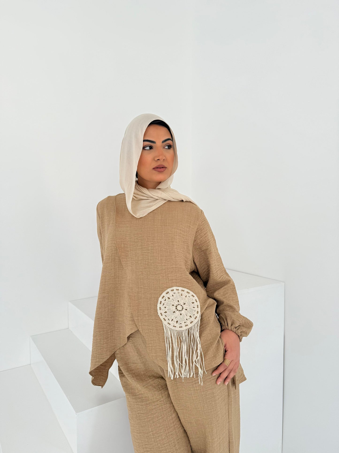 The Mix set in Brown
