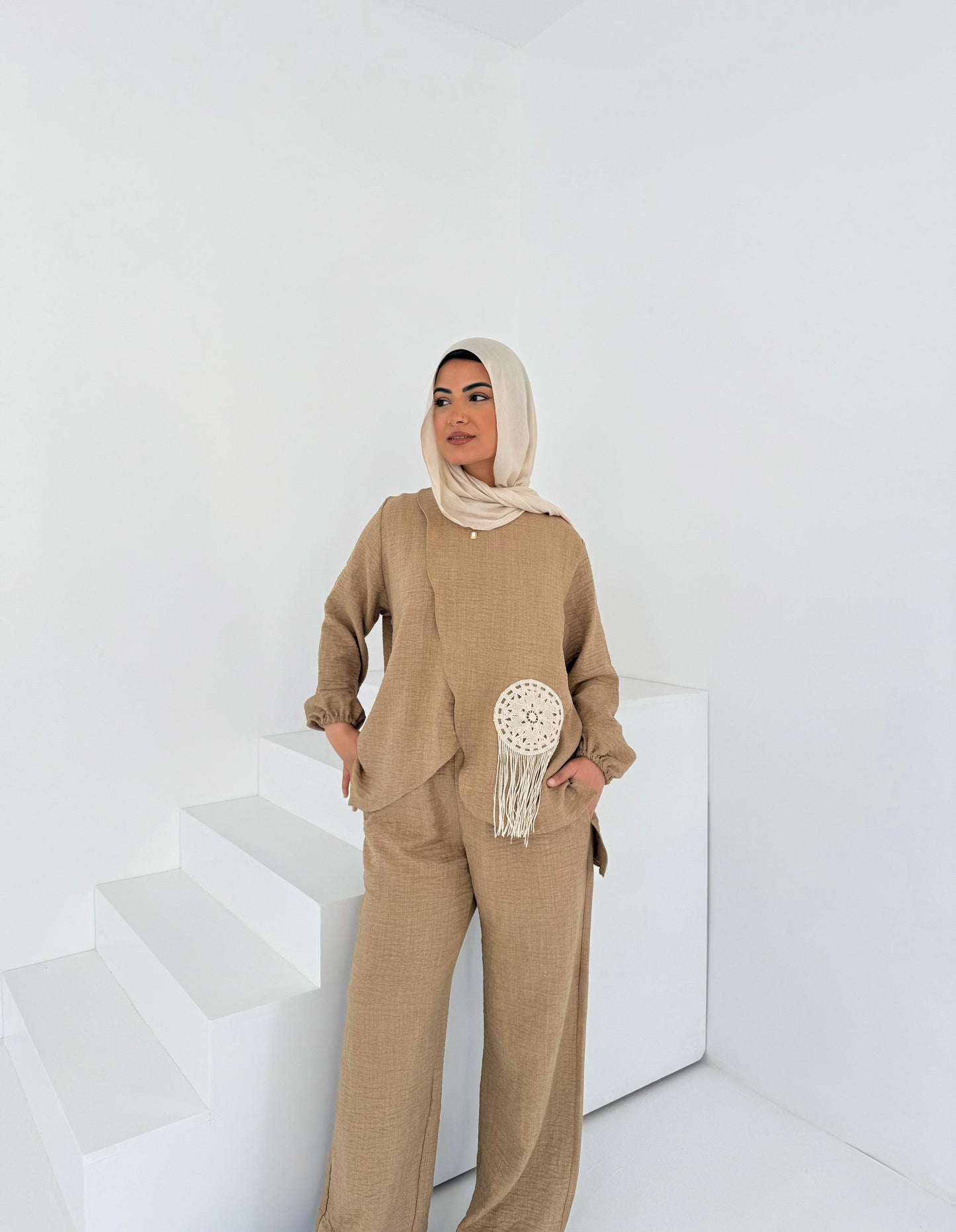 The Mix set in Brown