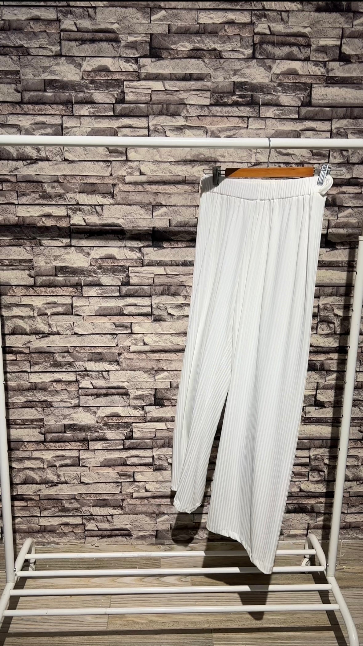White cotton pants