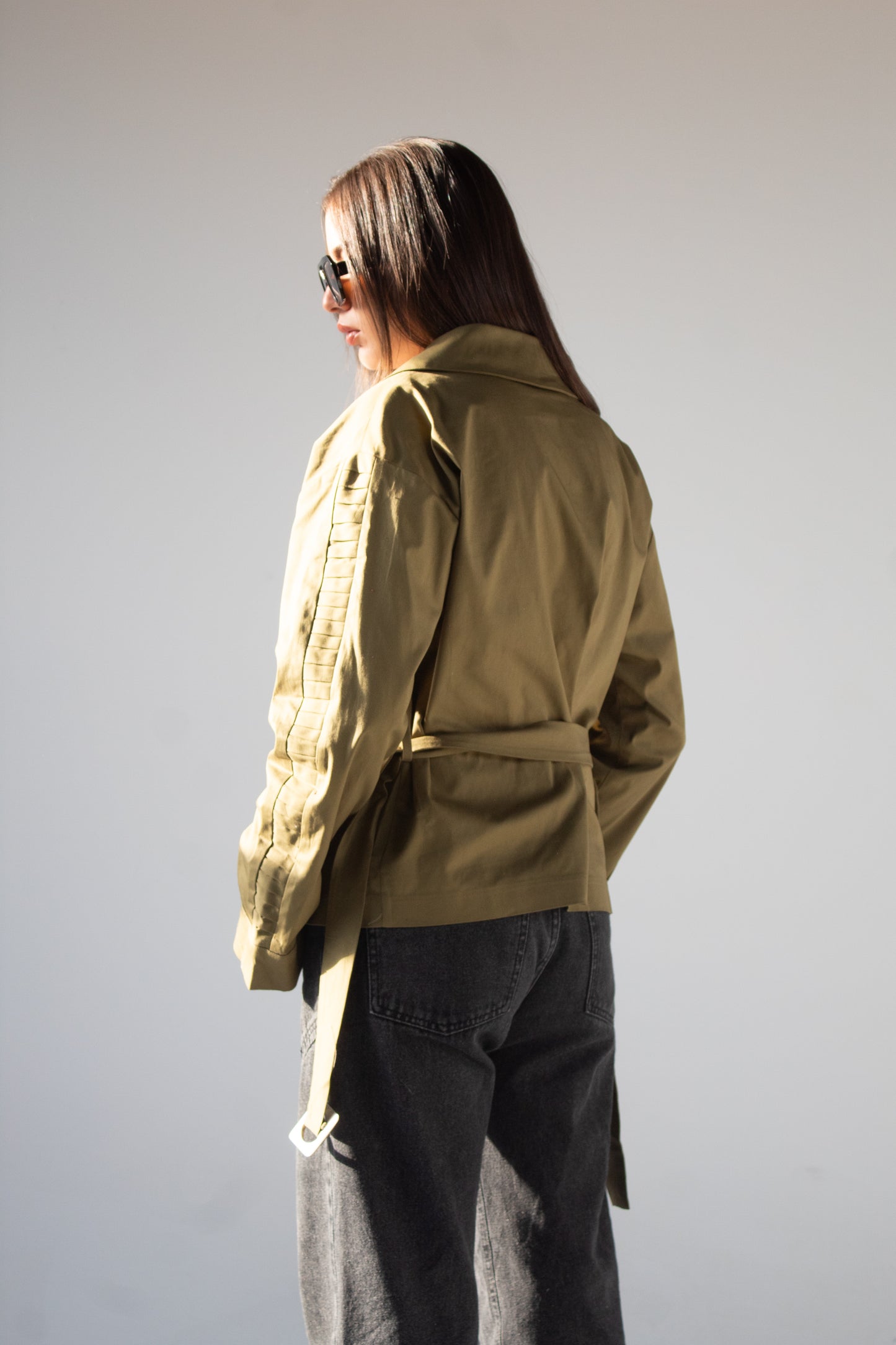 Olive low trench